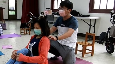 小兒麻痺症體適能 地面伸展 腹部肌耐力 part2